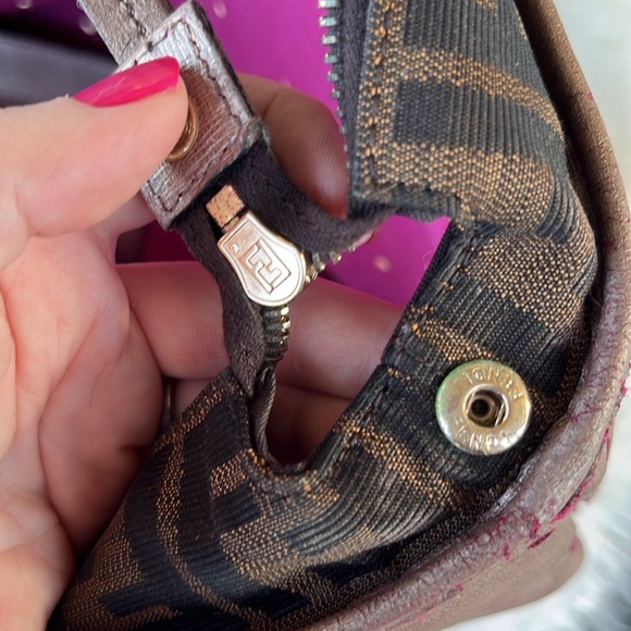 Authentic Fendi Pink Metallic Perforated Zip Tote - Picture 7 of 16